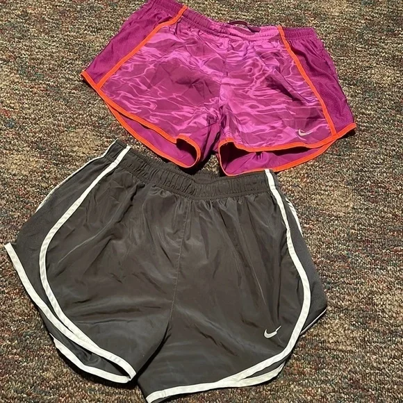Lot Of 2 Nike DRI-FIT RUNNING SHORTS Built In Brief Small - Picture 1 of 4